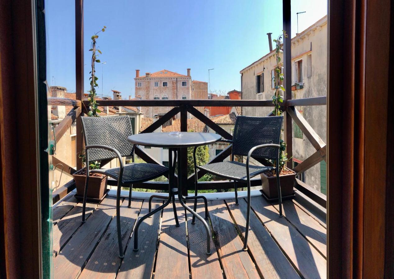 B&B Patatina Venesia Bagian luar foto