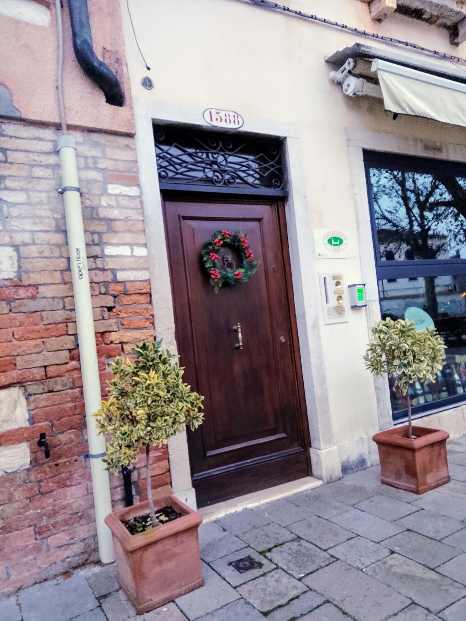 B&B Patatina Venesia Bagian luar foto