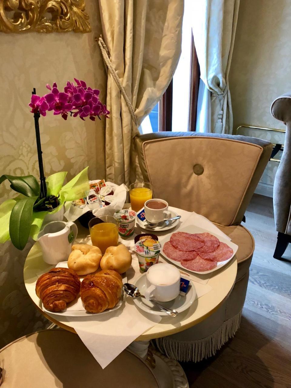 B&B Patatina Venesia Bagian luar foto